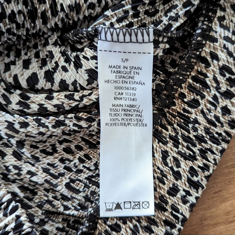 Dynamite Cropped Animal Print Silky Wrap Top Blouse - Picture 9 of 11